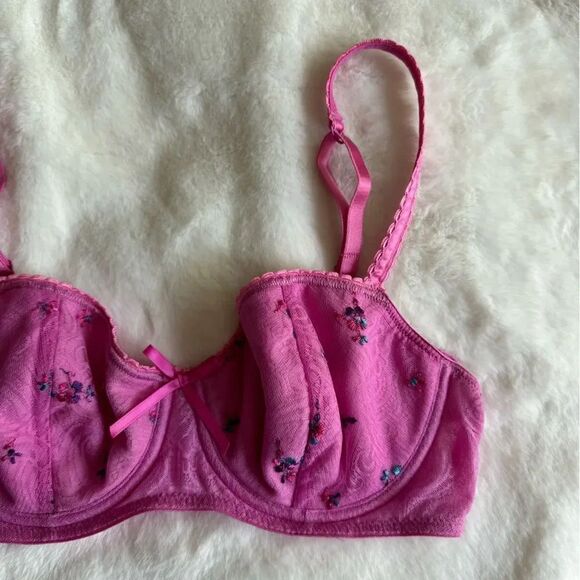 Marks & Spencer Pink Floral Embroidered Lace Bra Women's Size 34C - Picture 2 of 10
